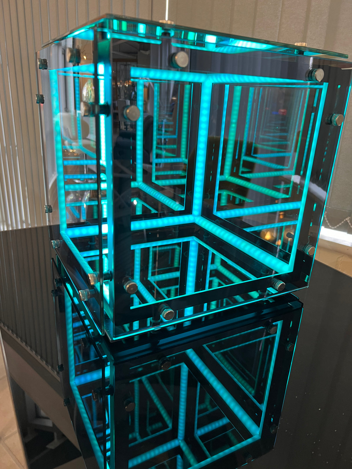 LED Atmospheric Cube Lamp