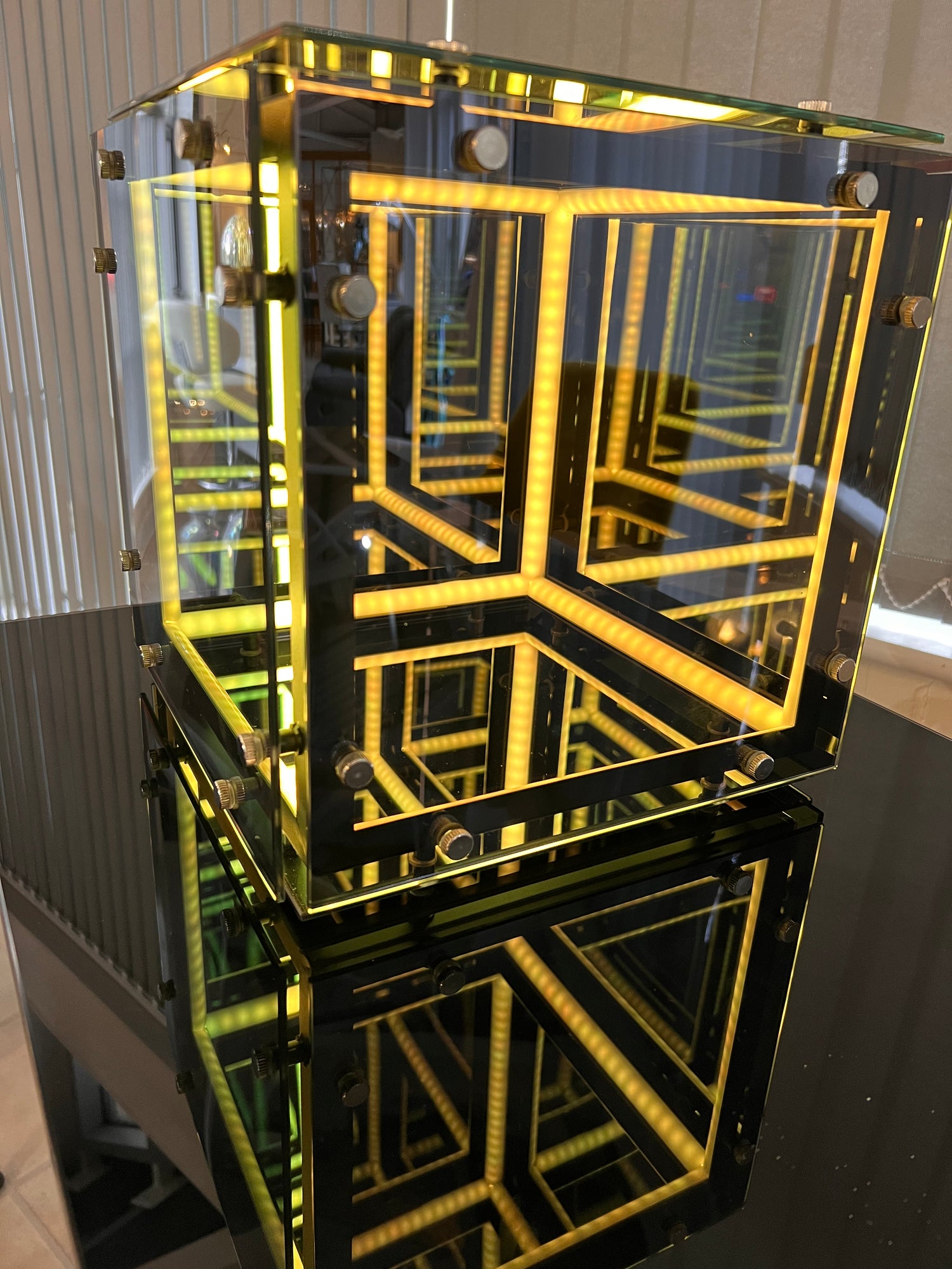 LED Atmospheric Cube Lamp