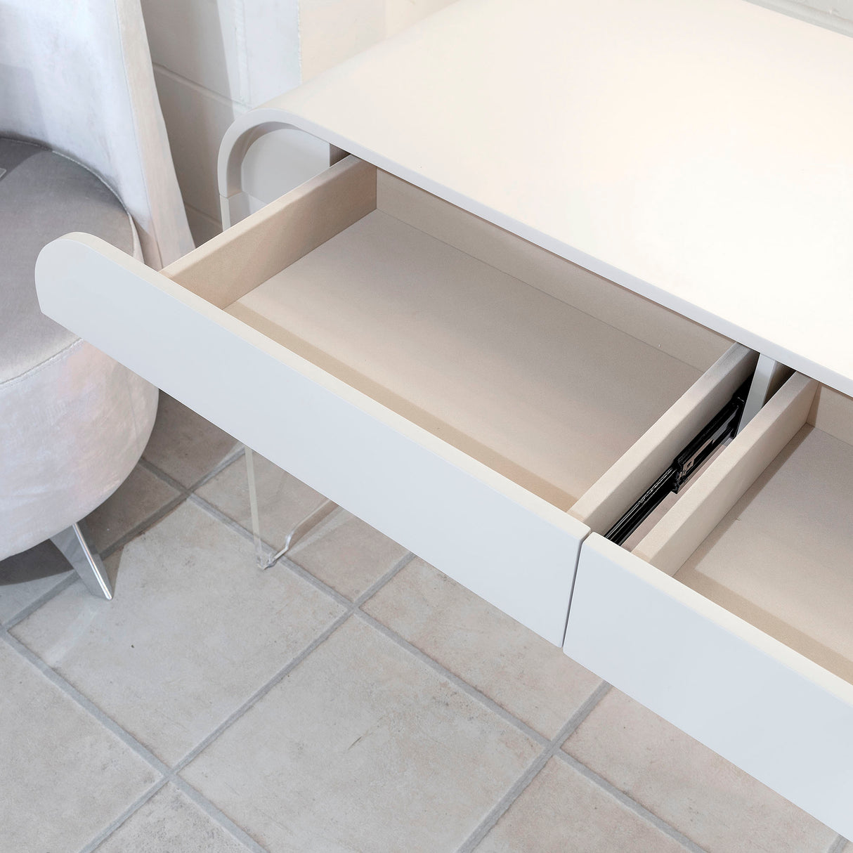 Lucent Curve Desk