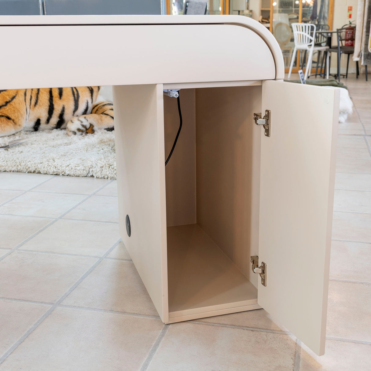 Atelier Arc Desk