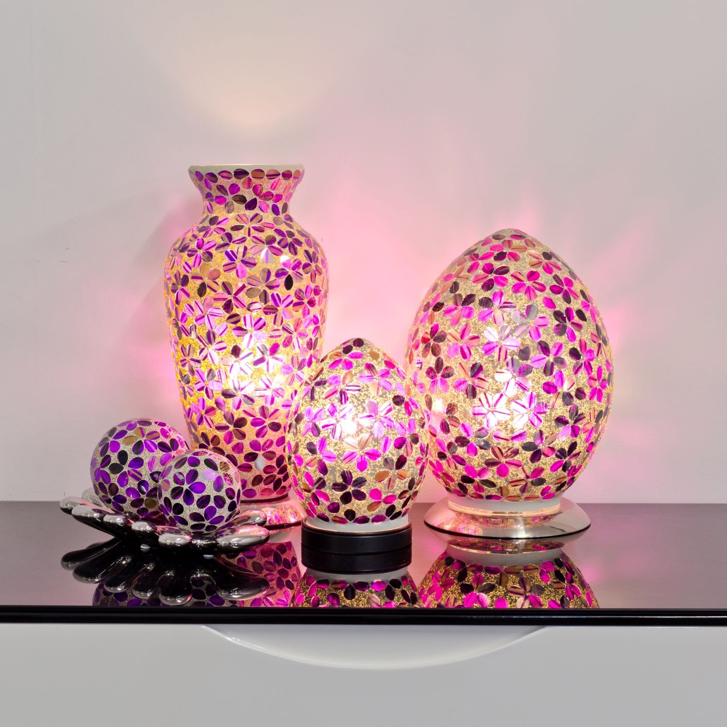 Magenta Flower Medium Mosaic Glass Vase Lamp
