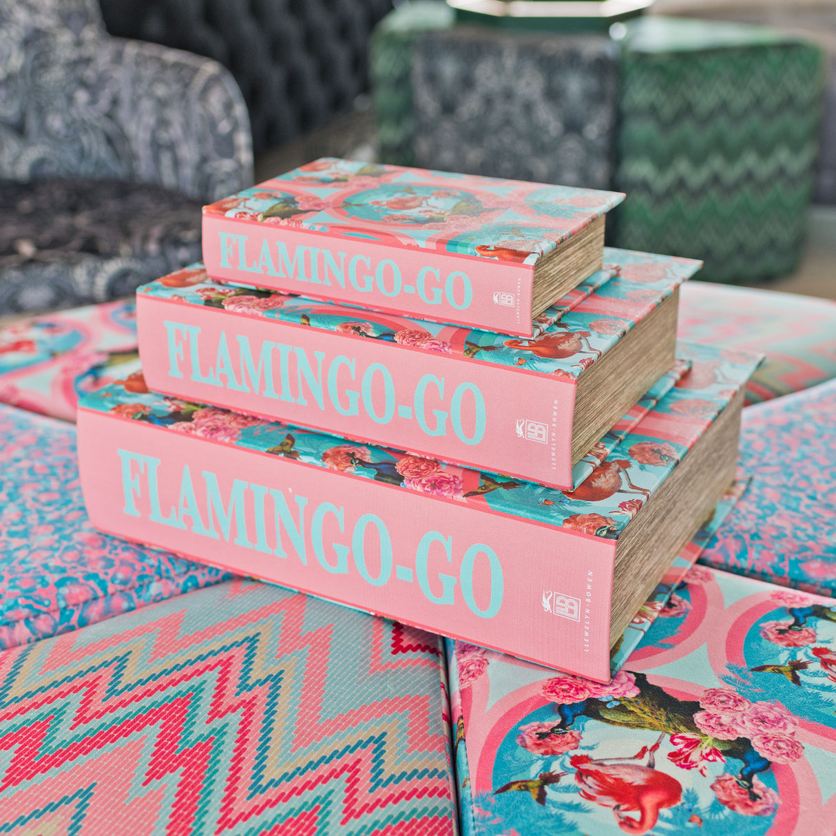 Laurence Llewelyn-Bowen Flamingo-go Book Box Set