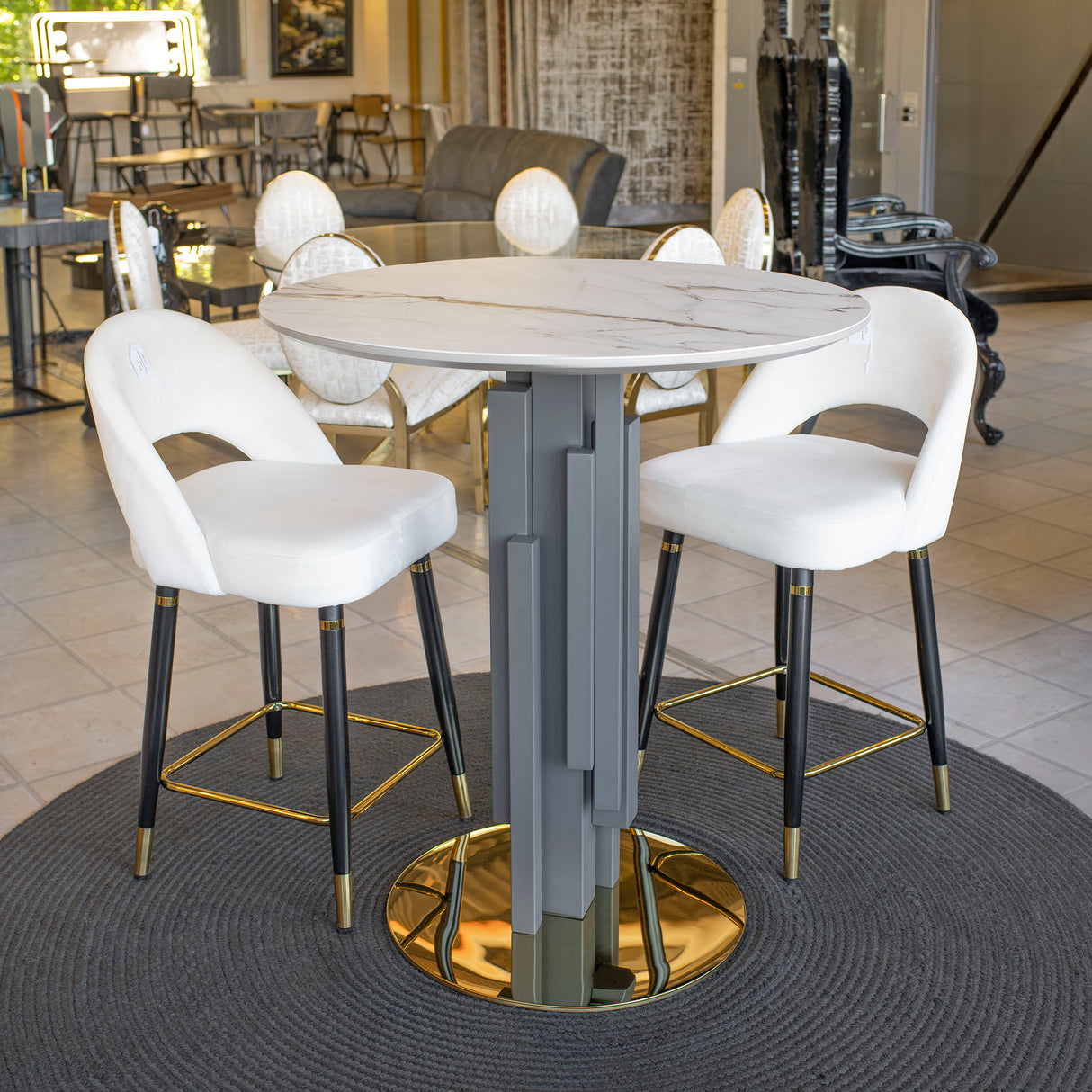 Tetra Bar Table