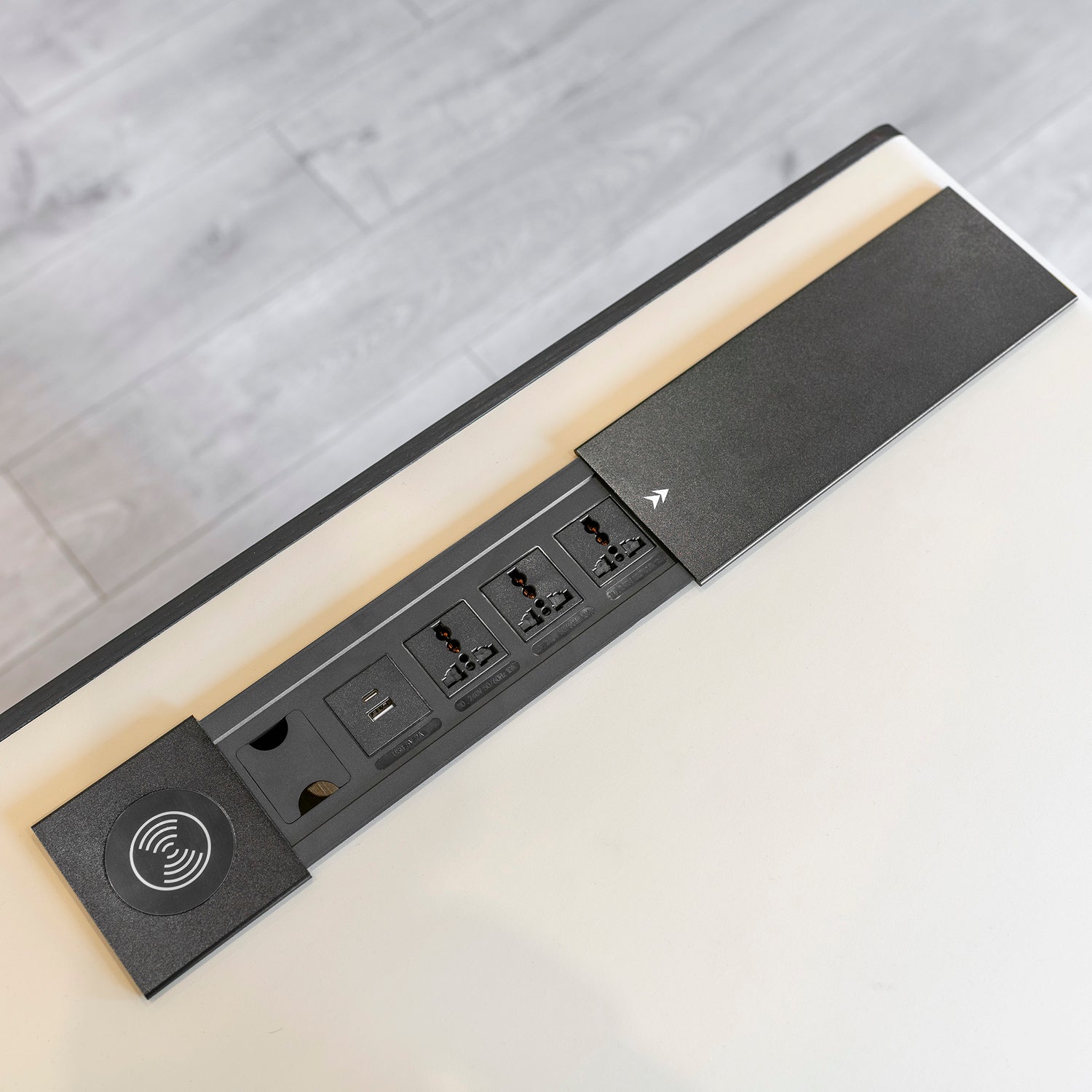 Noir Arc Executive Desk