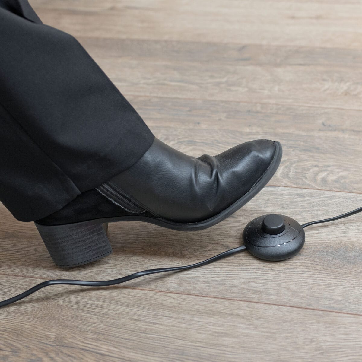 LED Double Helix Standard Lamp - Foot Switch