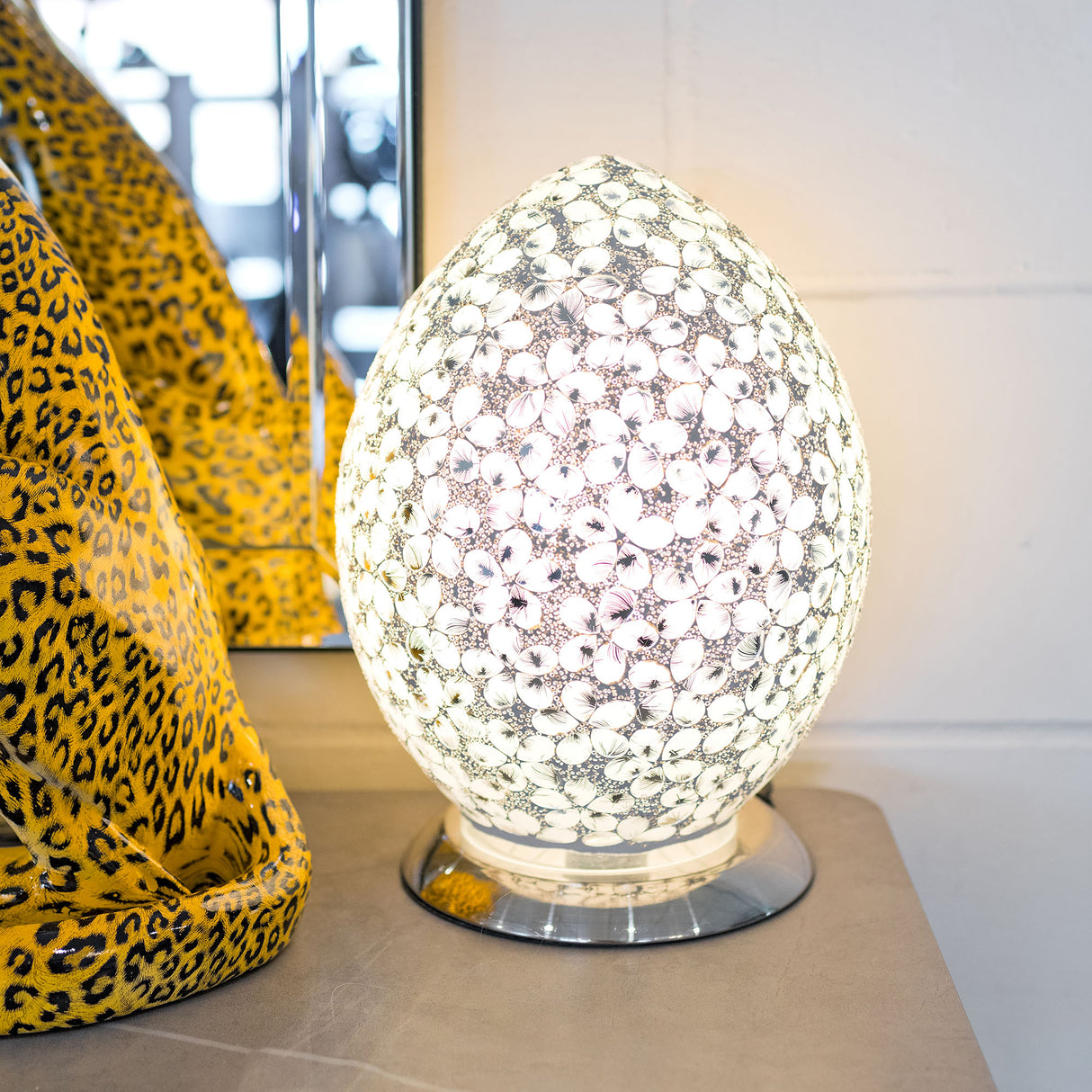 White Flower Medium Mosaic Glass Egg Lamp