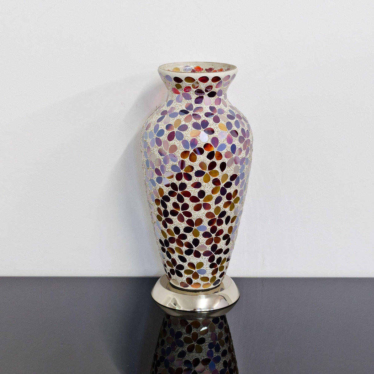 Red Flower Medium Mosaic Glass Vase Lamp