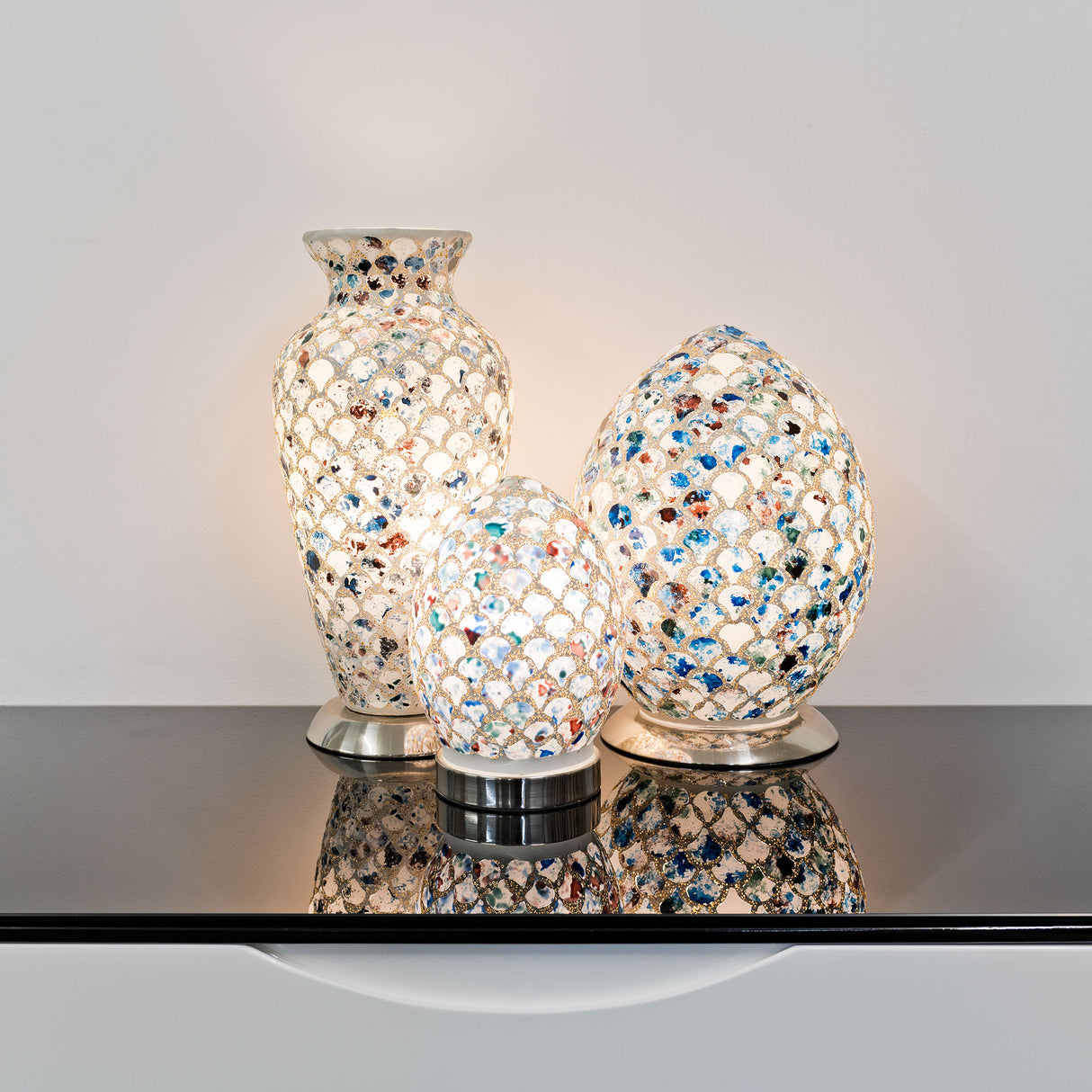 Blue Tile Mini Mosaic Egg Lamp