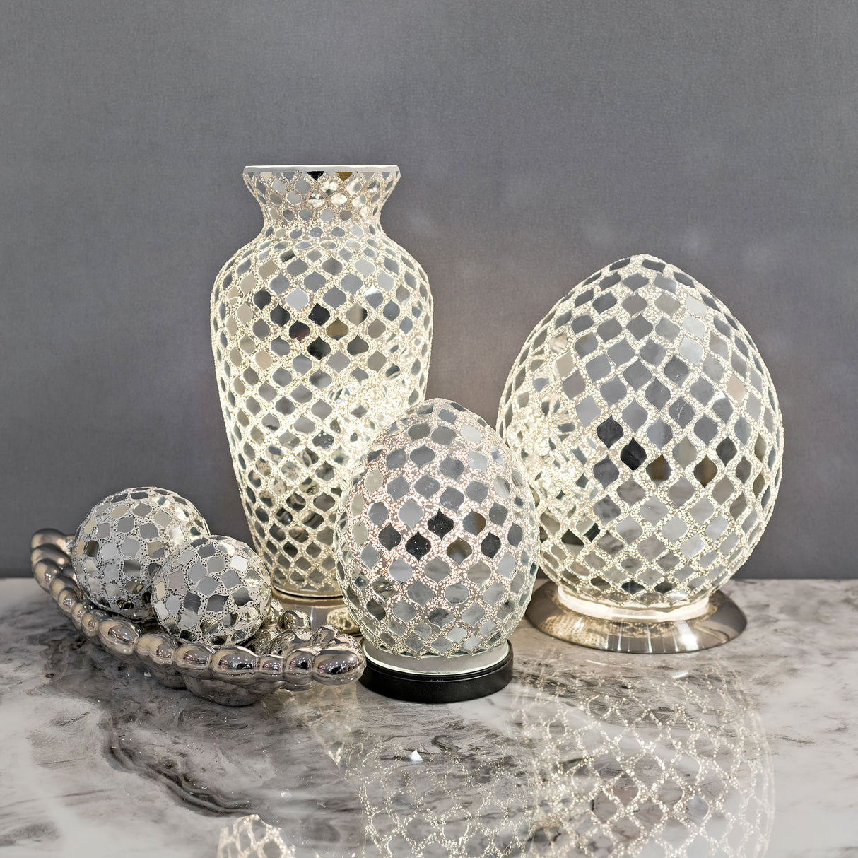 Mirror Mosaic Egg Lamp