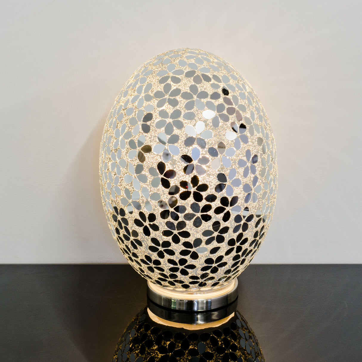 Mirrored Flower Design Large Mosaic Glass Egg Lamp