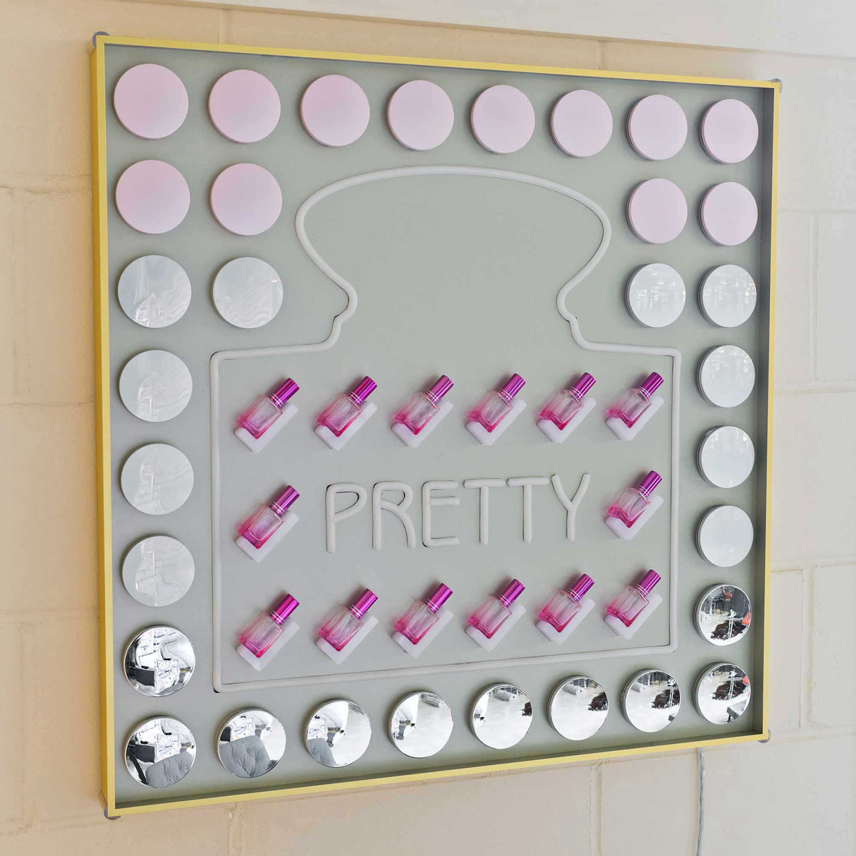 LED Pretty Light Up Wall Art